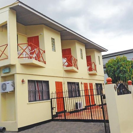 Sundeck Suites Boissiere Village 외부 사진